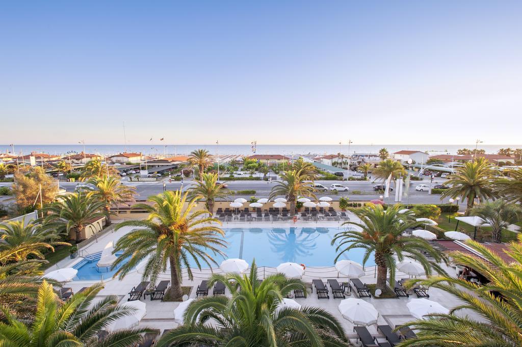 Hotel Caesar Residence & Spa 利多迪卡马约雷 外观 照片