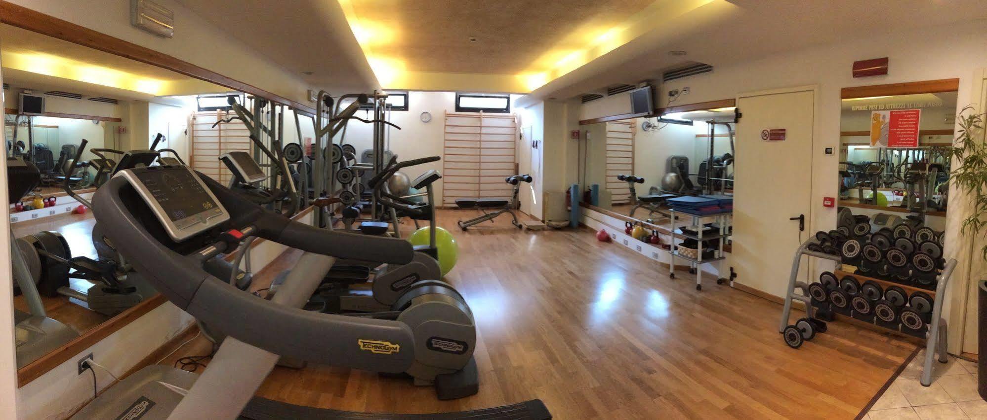 Hotel Caesar Residence & Spa 利多迪卡马约雷 外观 照片