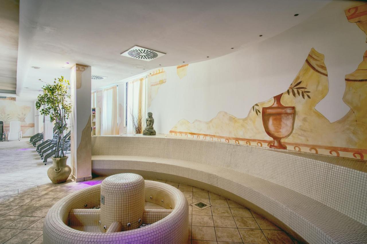 Hotel Caesar Residence & Spa 利多迪卡马约雷 外观 照片