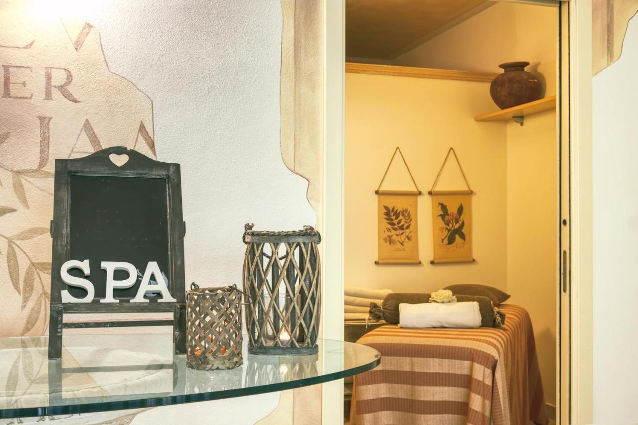 Hotel Caesar Residence & Spa 利多迪卡马约雷 外观 照片